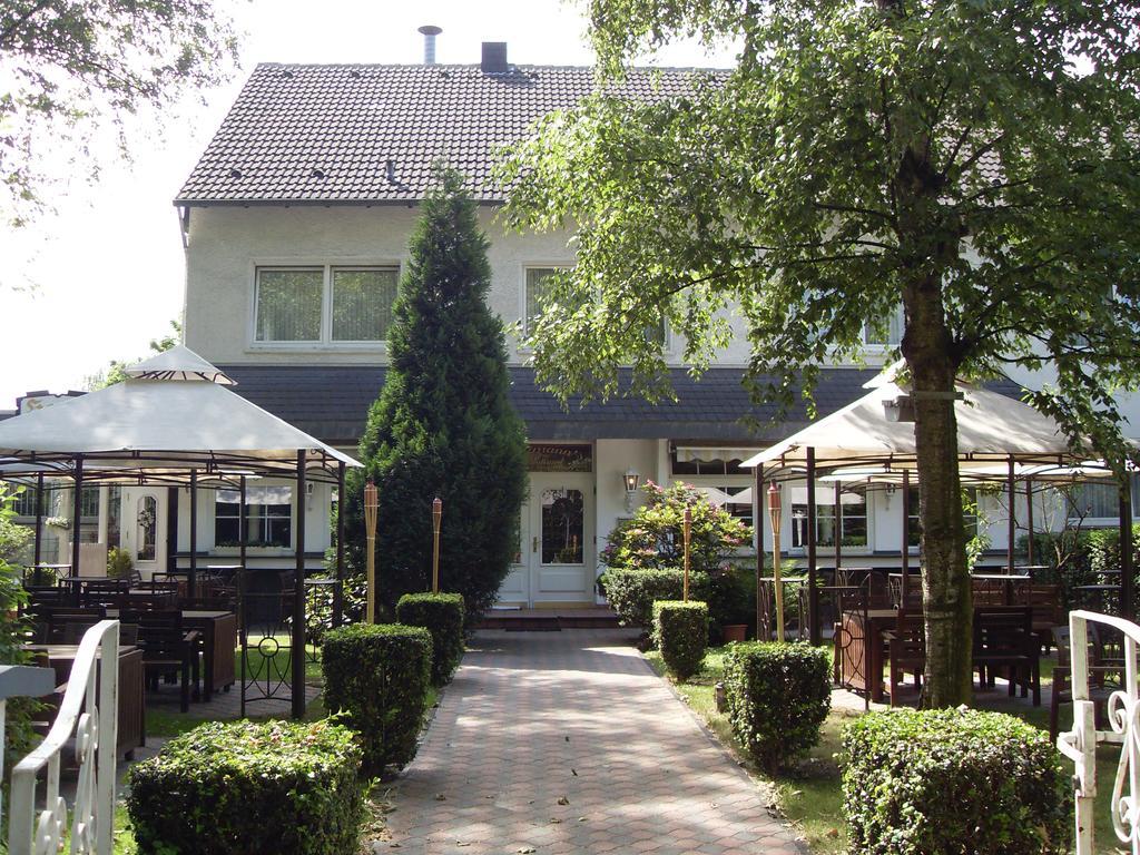 Hotel Am Stadion Duisburg Buitenkant foto