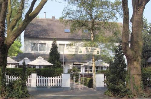 Hotel Am Stadion Duisburg Buitenkant foto